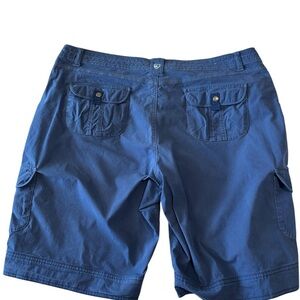 Kuhl Women's Cargo Shorts in Deep Blue Hiking Outdoors Quick Dry Performance 22W